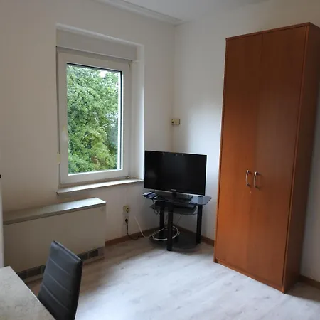 Monteurwohnung Fekete Апартаменты *