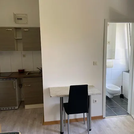 Апартаменты Monteurwohnung Fekete Золинген