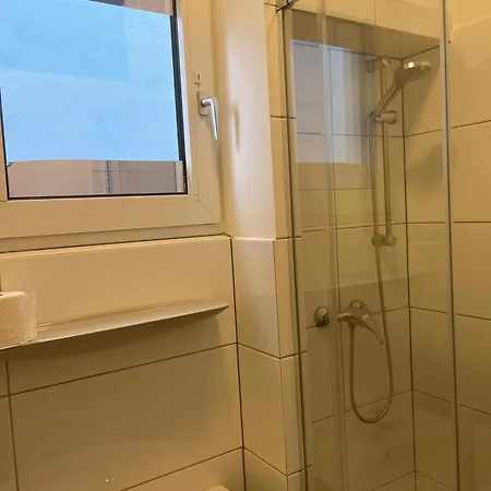 Апартаменты Monteurwohnung Fekete Золинген