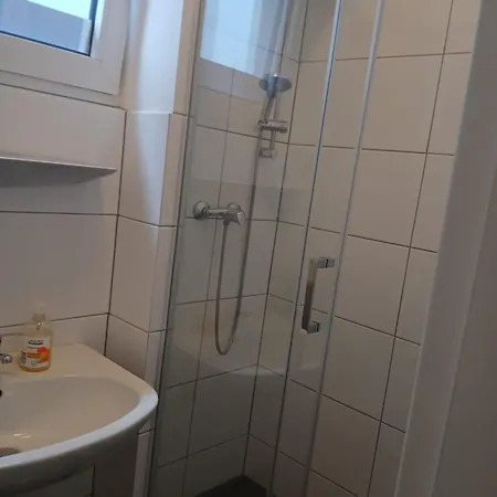 Monteurwohnung Fekete Золинген