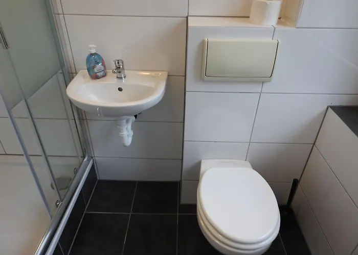 Διαμέρισμα Monteurwohnung Fekete Σόλινγκεν